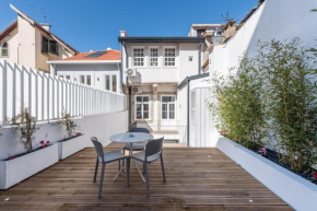 GuestReady - Backyard Palace Terrace